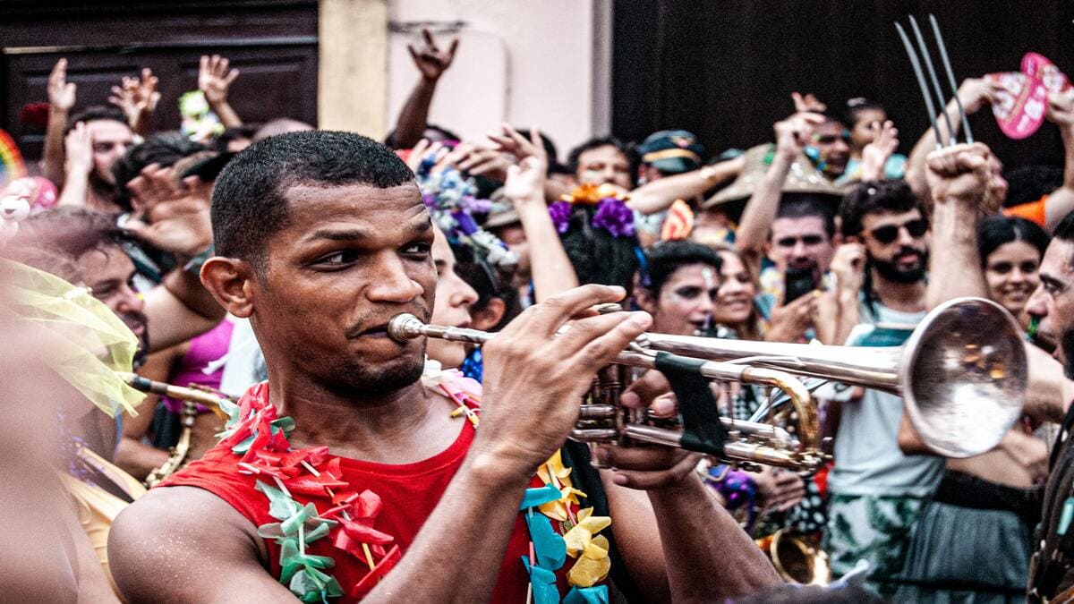 Carnaval Da Bahia Cultura E Alegria No Carnaval De Salvador